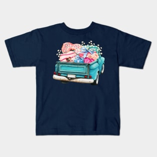 VINTAGE RETRO PICKUP TRUCK WITH CELEBRATION SWEET TREATS AND GIFTS Kids T-Shirt